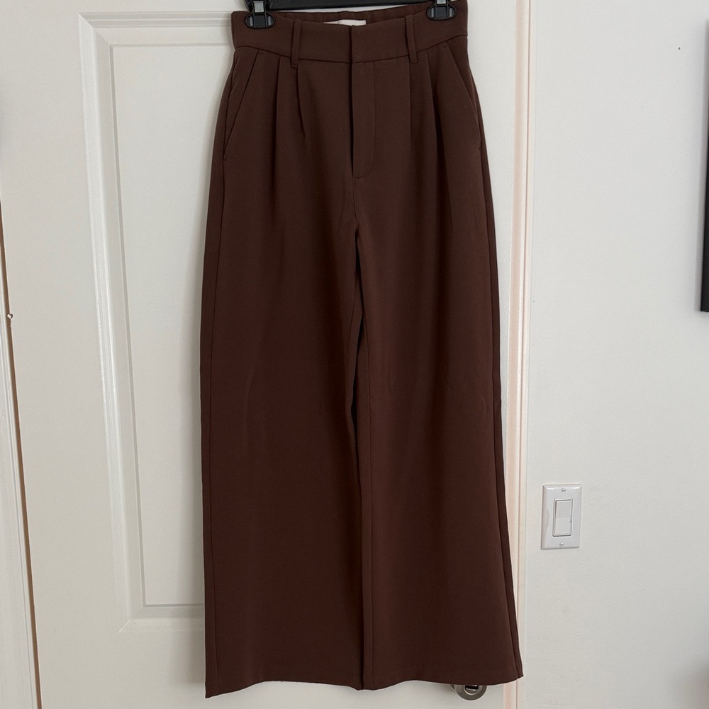 Brown Wide-Leg Trouser